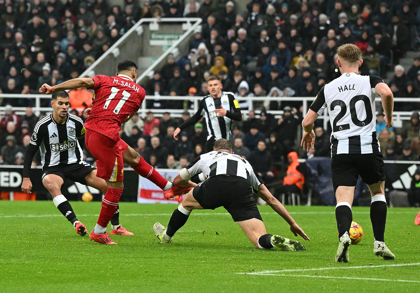 国际比赛日纽卡斯尔备战西甲，豪取连胜细节曝光，球迷炸锅，训练强度明显提升的简单介绍