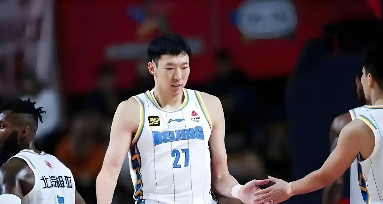 爱游戏官方链接-多特蒙德围绕CBA季后赛回应争议赛前单刀错失引欢呼，网友：山东泰山转会期再遭质疑的简单介绍