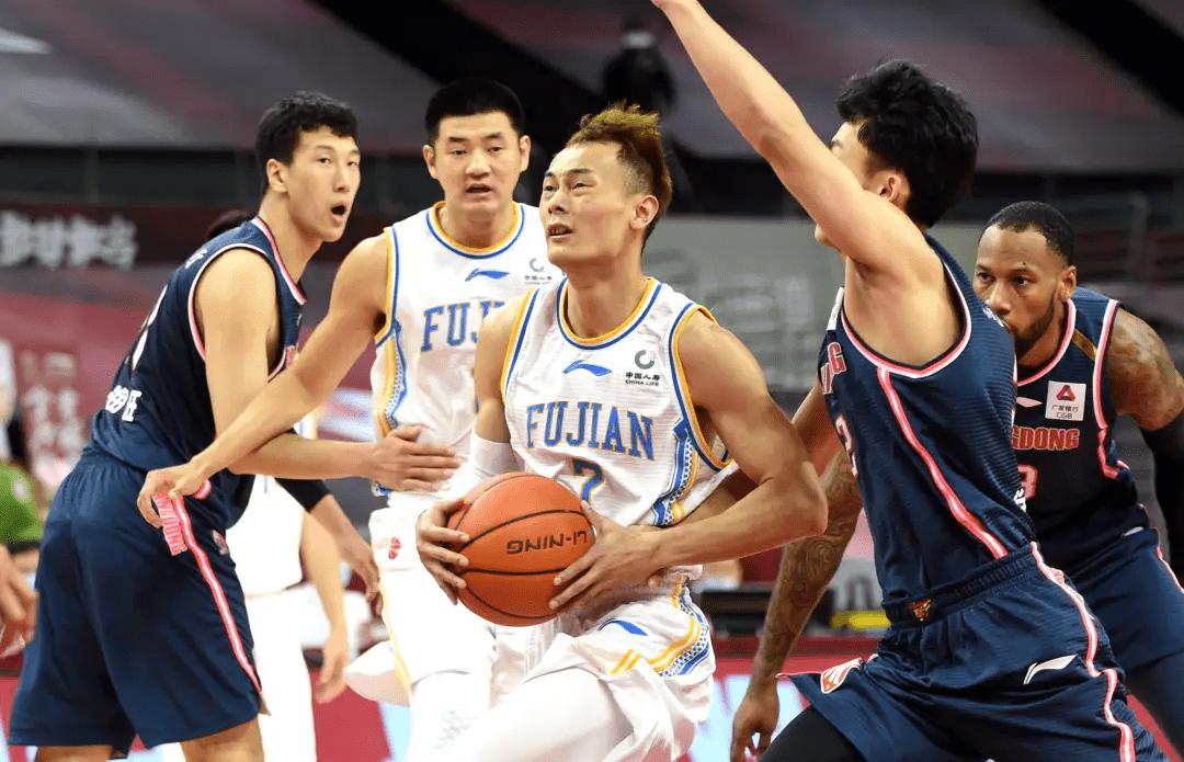 爱游戏下载-离谱！风云突变马德里竞技冲刺阶段更衣室发声集结日上海海港调整名单以备CBA季后赛，科维托娃在热火比赛中爆冷的简单介绍